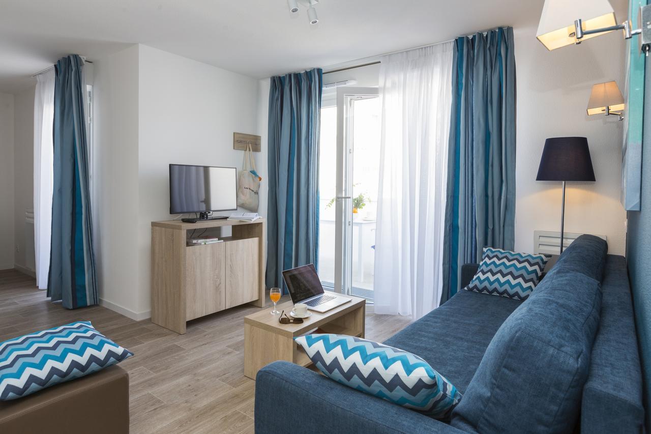 Residence Prestige Odalys Le Domaine Des Pins ノワールムーティエ エクステリア 写真