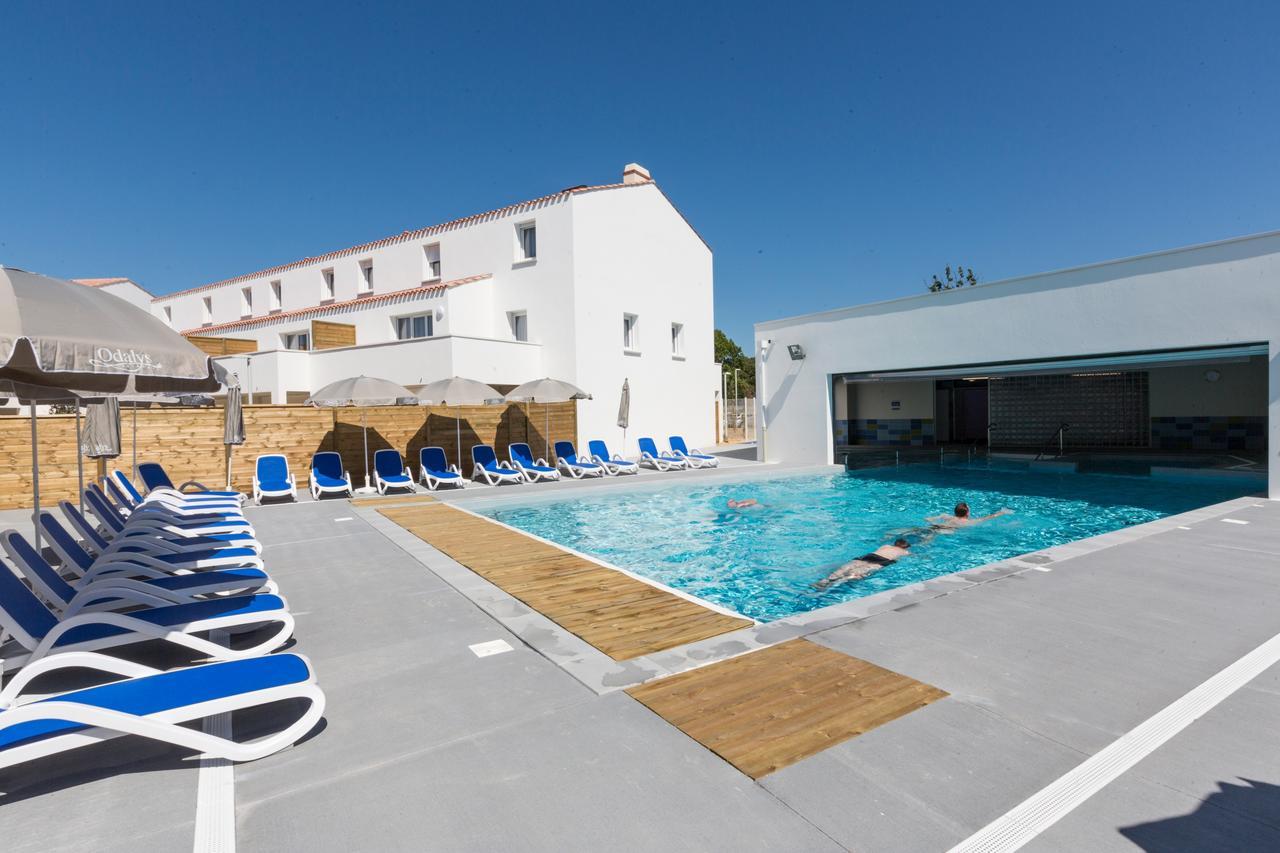 Residence Prestige Odalys Le Domaine Des Pins ノワールムーティエ エクステリア 写真